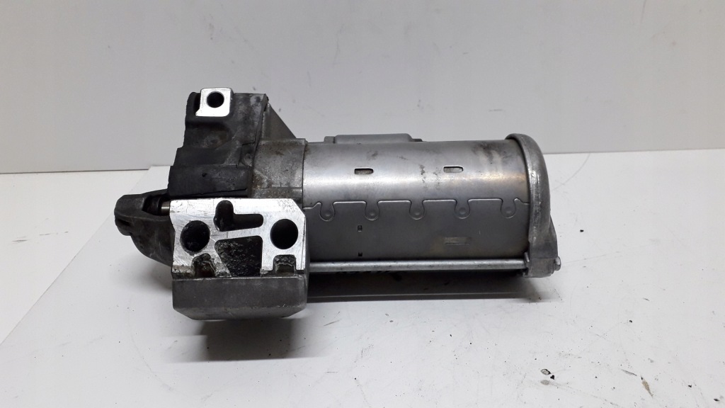 Bmw f20 f22 f23 f30 f32 стартер 8583451 -03 Недорого