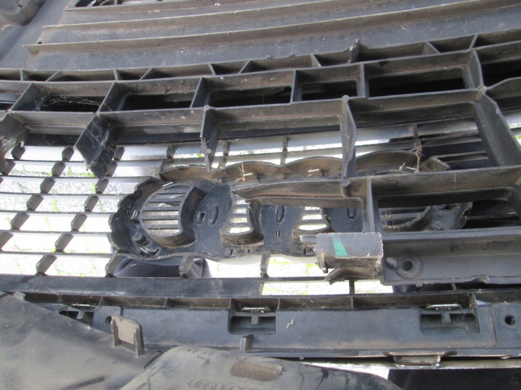 Бампер передний audi a6 c6 allroad чёрный омыватель ксенон Оригинал