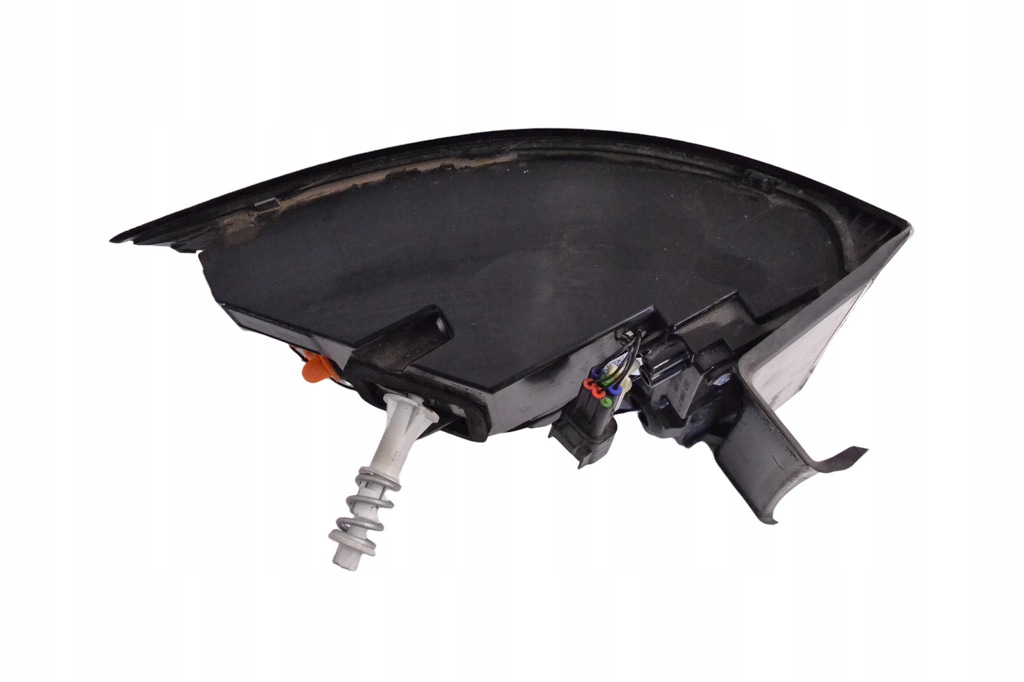 фото №3, Land rover discovery sport 2017 права сторона лампа задня