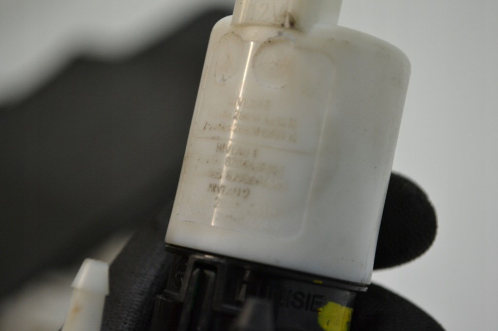 Помпа розпилювача renault laguna 2 megane 2 scenic 2 espace iv Зі Шроту