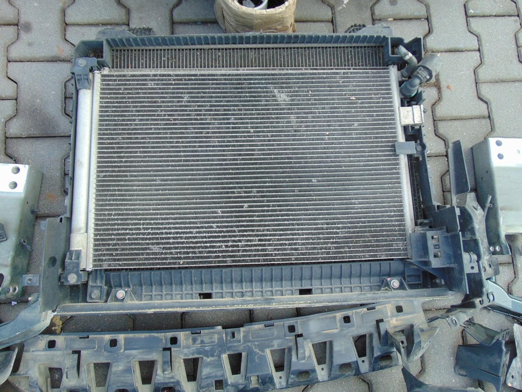 фото №8, Капот бампер 4xpdc kompletny перед jaguar f-pace 2.0d gx63-13w029-ef