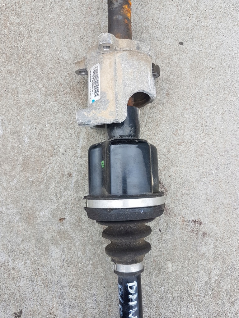 Купити Bmw x1 f48 15-22 привідний вал ліва права америка 2.0b 4x4