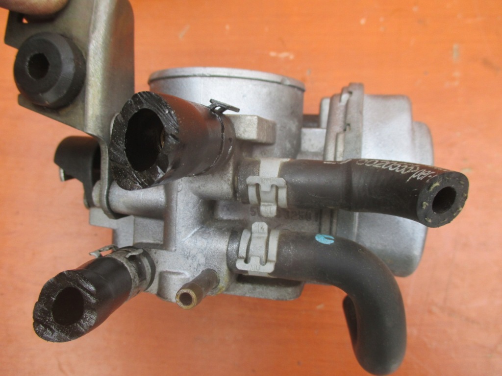 Дроссельная заслонка 90536084 5ws93250 opel astra 2 g vectra b 1.8 x18xe1 p-ń bdb Недорого