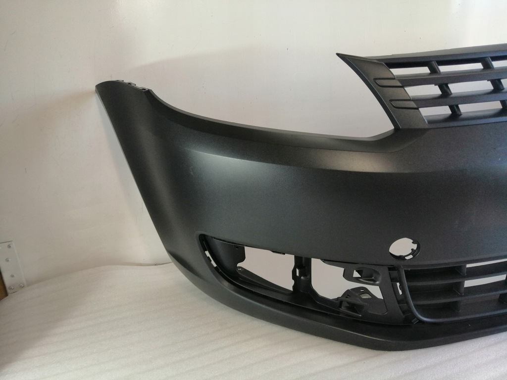 фото №8, Vw caddy 2k5 бампер перед 2k5807221a