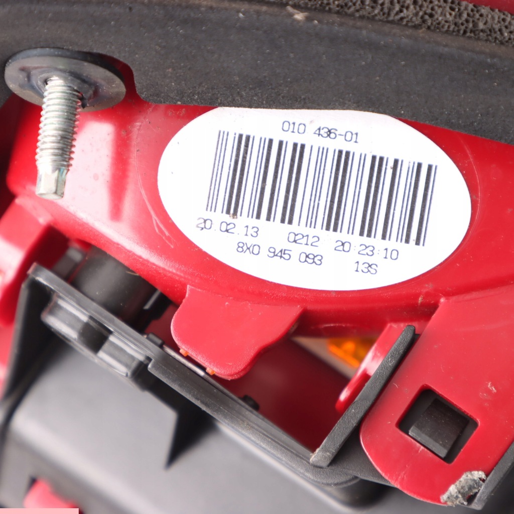 фото №10, Audi a1 8x лампа задня багажника задня ліва 8x0945093d