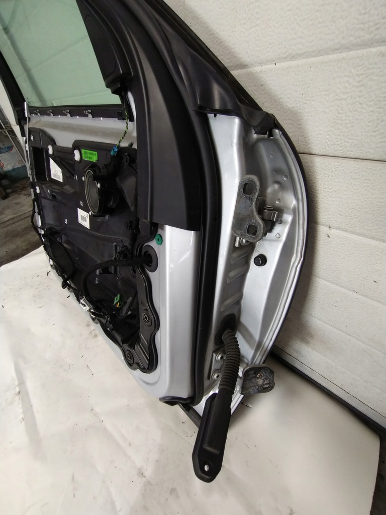 фото №10, Двері перед лівий bmw 7 e65 titansilber 354