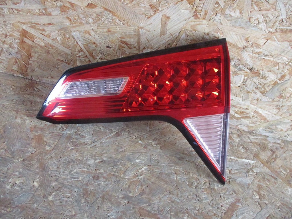 фото №1, Honda hr-v 15-20 led лампа права задня w кришка