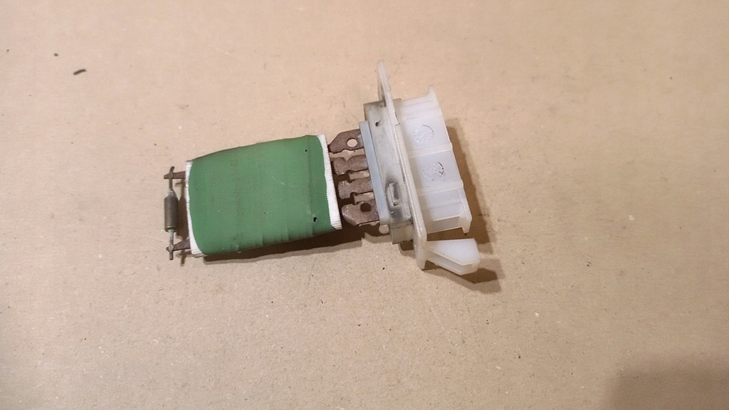 фото №1, Citroen berlingo peugeot renault резистор oprnica вентилятор