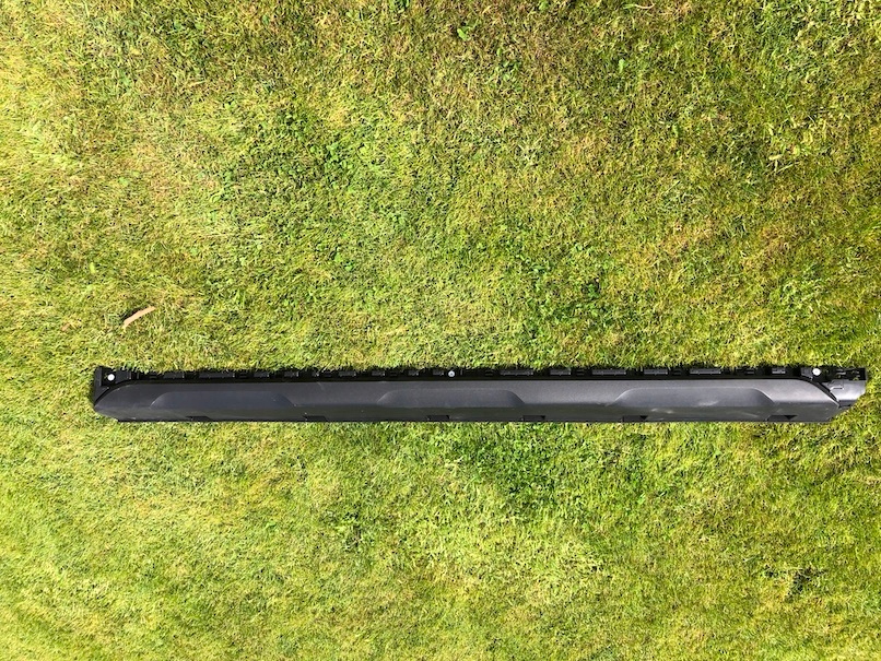 фото №1, Dacia duster ii 18- поріг правий накладка оригінал