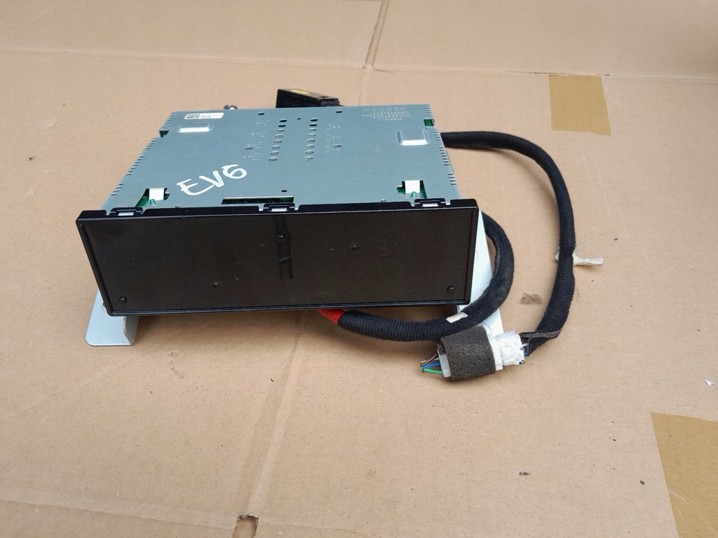 фото №2, Kia ev6 навигация navi радио 96560-cv261