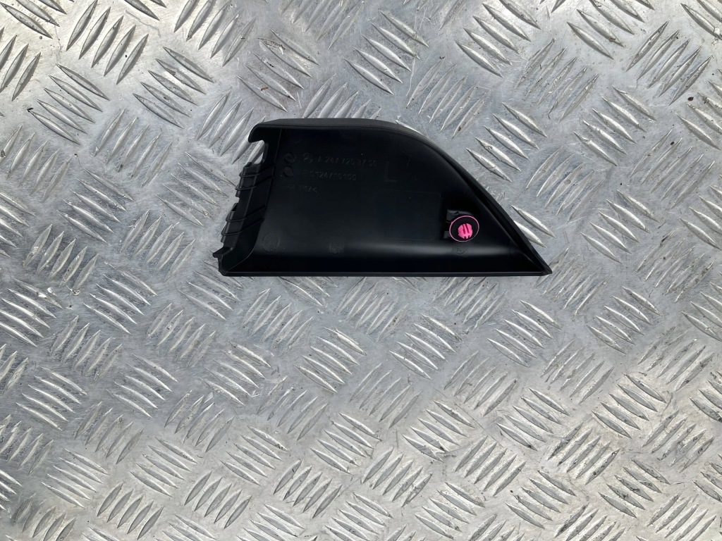 фото №2, Трикутник заглушка двері ліва mercedes b klasa w247