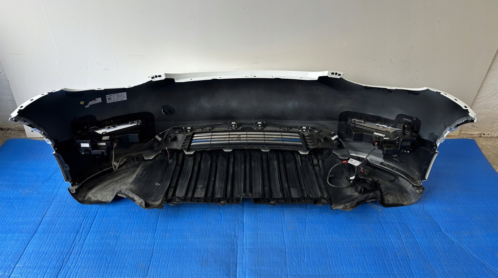 фото №11, Kompletny tesla y 20-24 1492555-00-c бампер передний плита противотуманные фары оригинальный номер oem