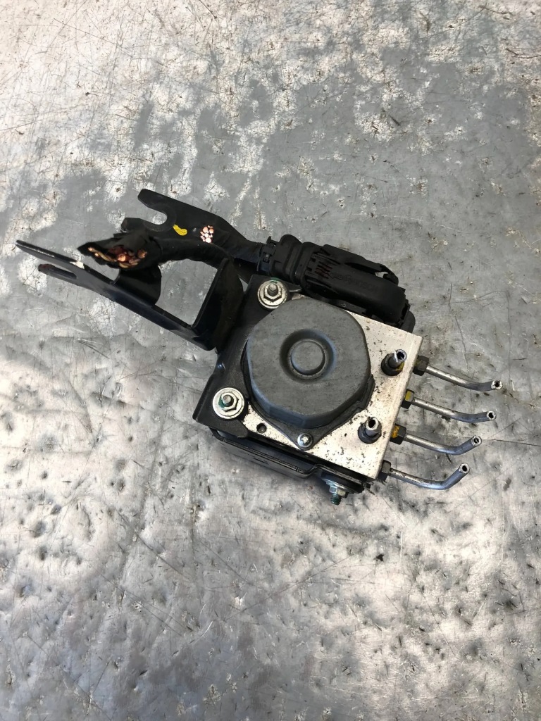 фото №1, Насос abs dacia sandero ii 476608644r