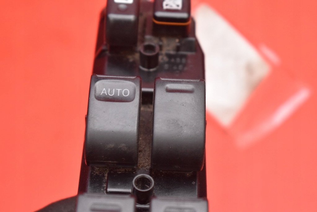 фото №10, Панель управление окон eu 84820-47050 toyota prius 2 ii xw20 03-11