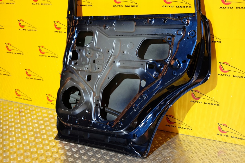 фото №11, Nissan patrol y62 armada qx56 2010- двері задня r