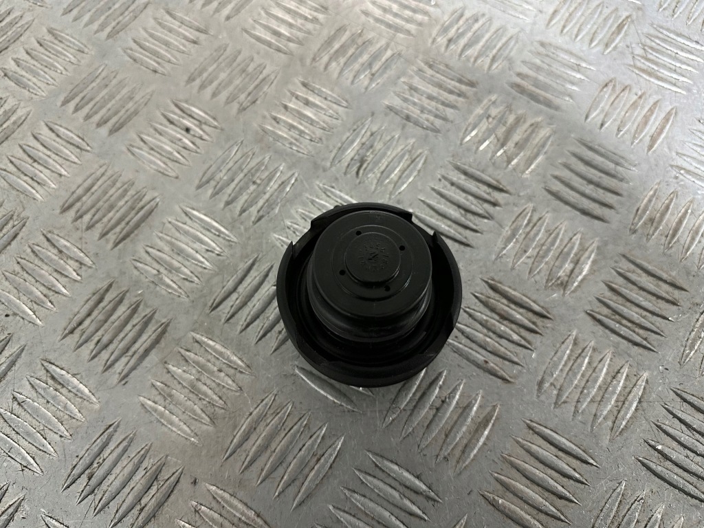 Skoda fabia 2 крышка заливной топлива 1j0201553af Оригинал