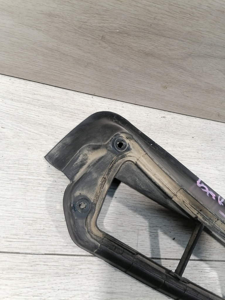 фото №6, Ferrari 488 прокладка капот 83807100