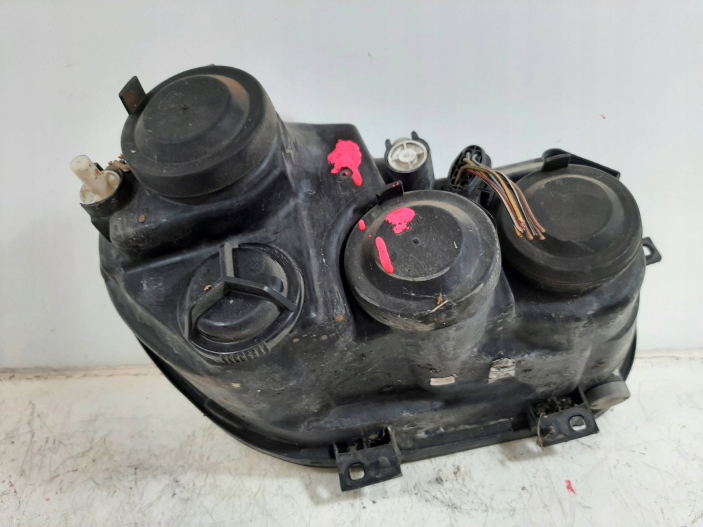 фото №16, Vw polo 9n 5d 03r лампа левый перед 6q1941007af