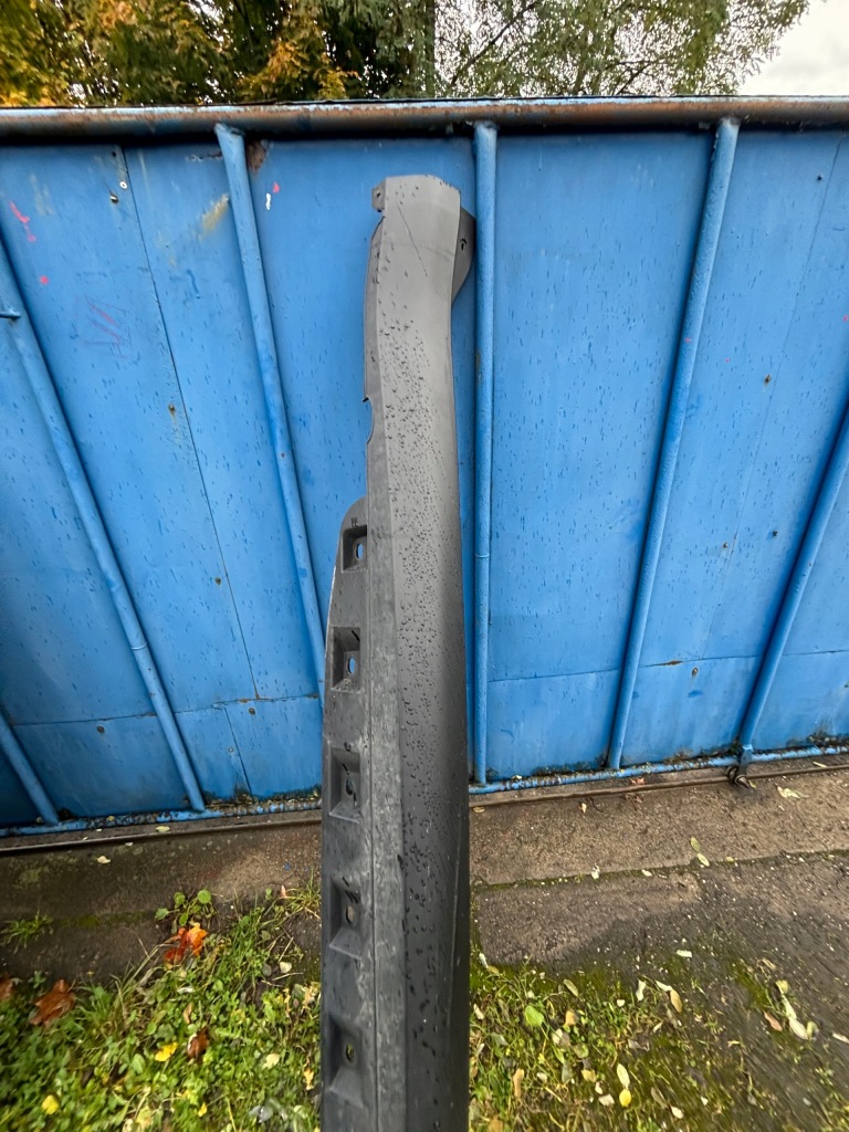 84 bmw mini r60 s молдинг порог правая lekko wgięta чёрный mat хром в Украине