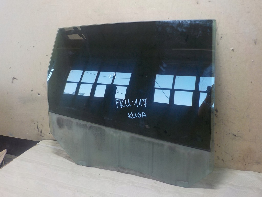 фото №1, Стекло правый задняя kuga mk1