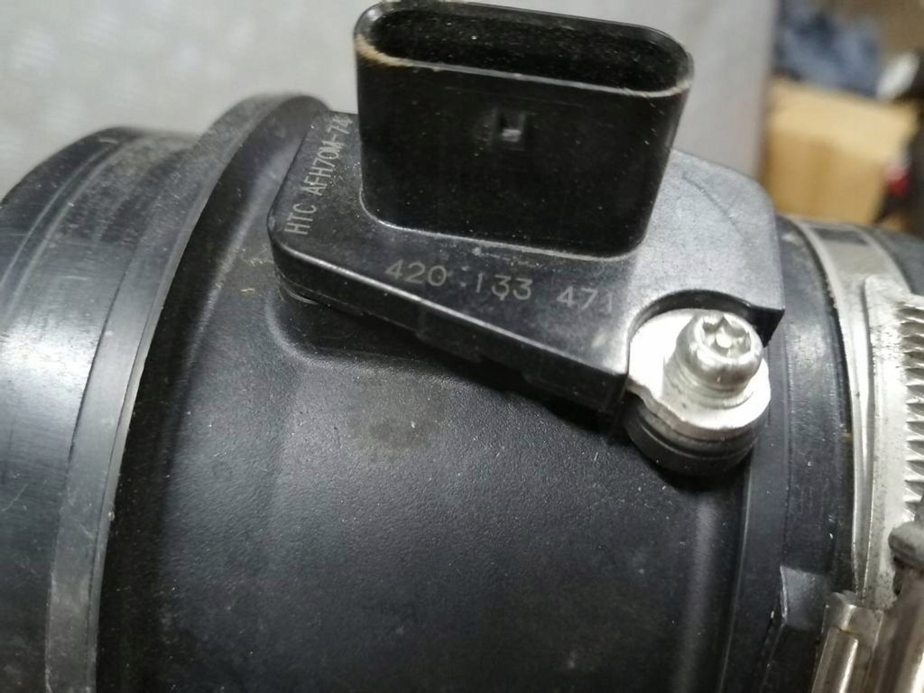 Dd расходомер 420133471 audi a8 d4 3.0 tdi впуск труба воздухозаборник в Украине