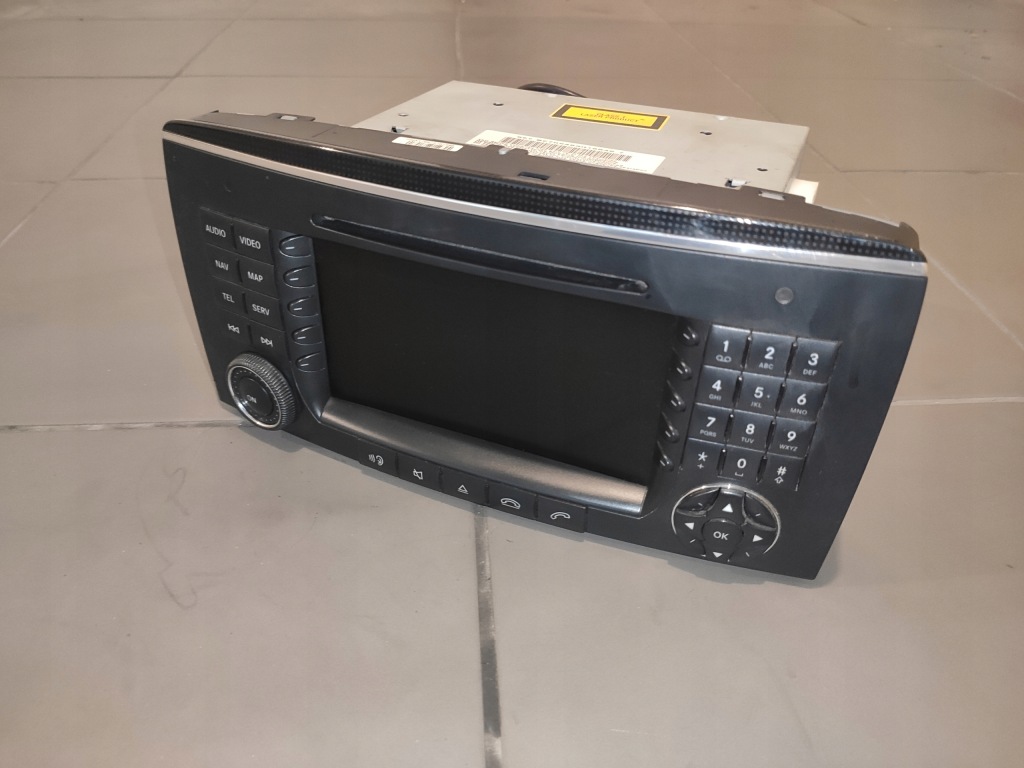 фото №4, Mercedes w251 r-klasa радио cd навигация навигация экран панель состояние bdb