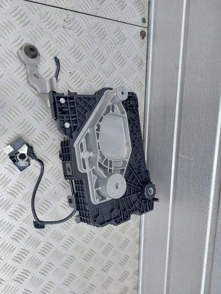 фото №4, Renault clio v основа акумулятор клема мінусова