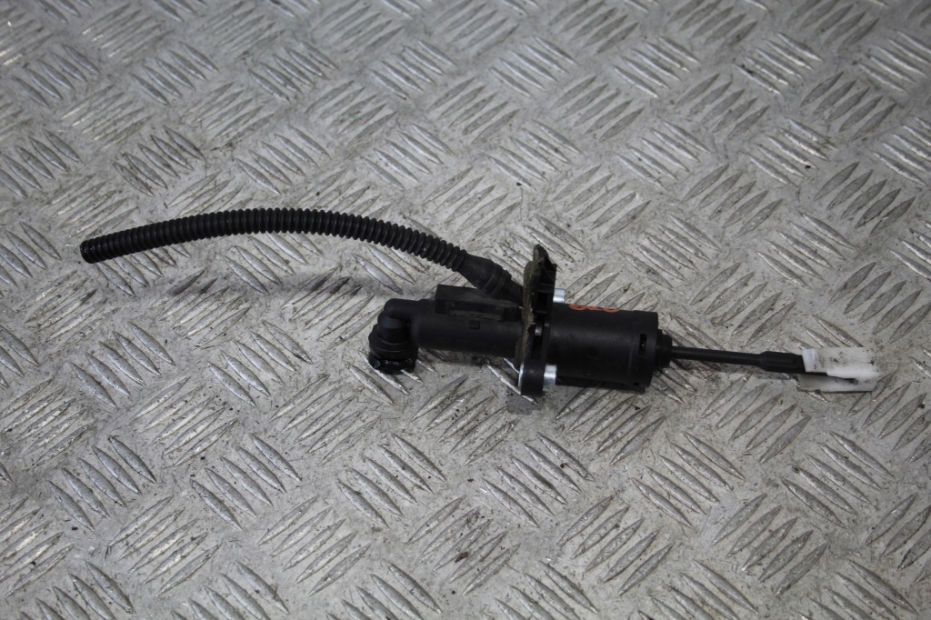 фото №1, Помпа сцепления vw polo v 6r0 6r0721388a