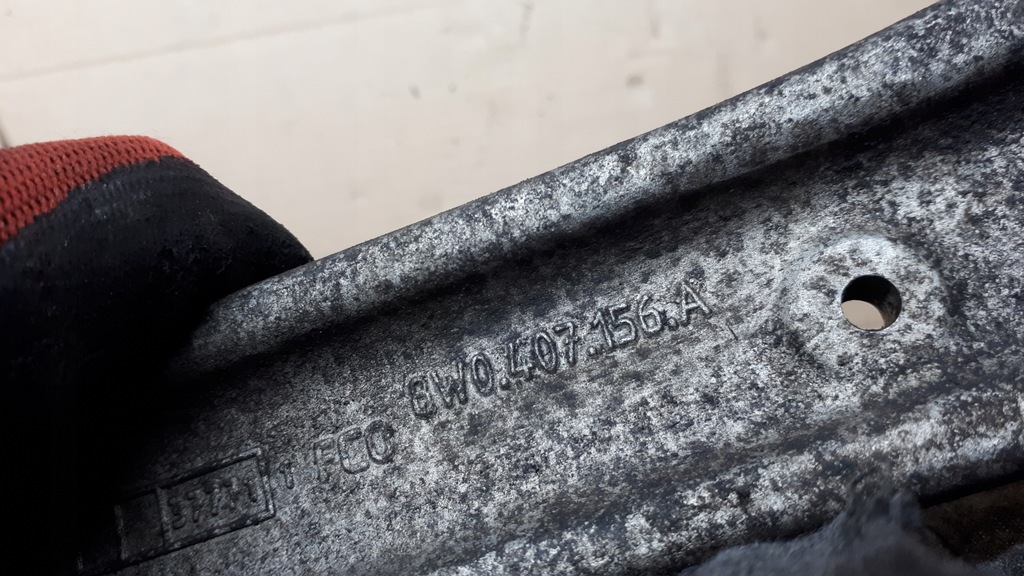 фото №7, A4 b9 lift рычаг правый перед 8w0407156a a5 8w