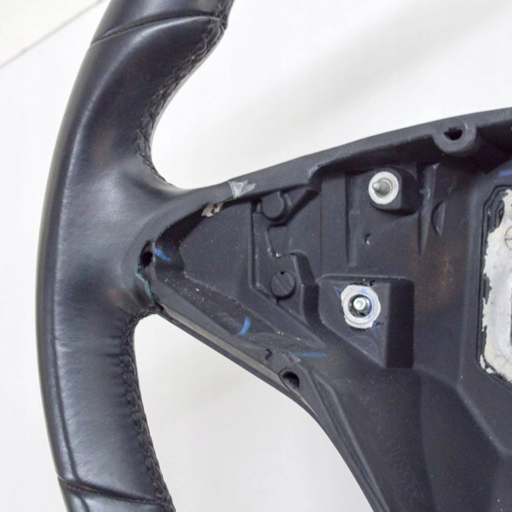 Tesla model s 2017 повітропровід Доставка