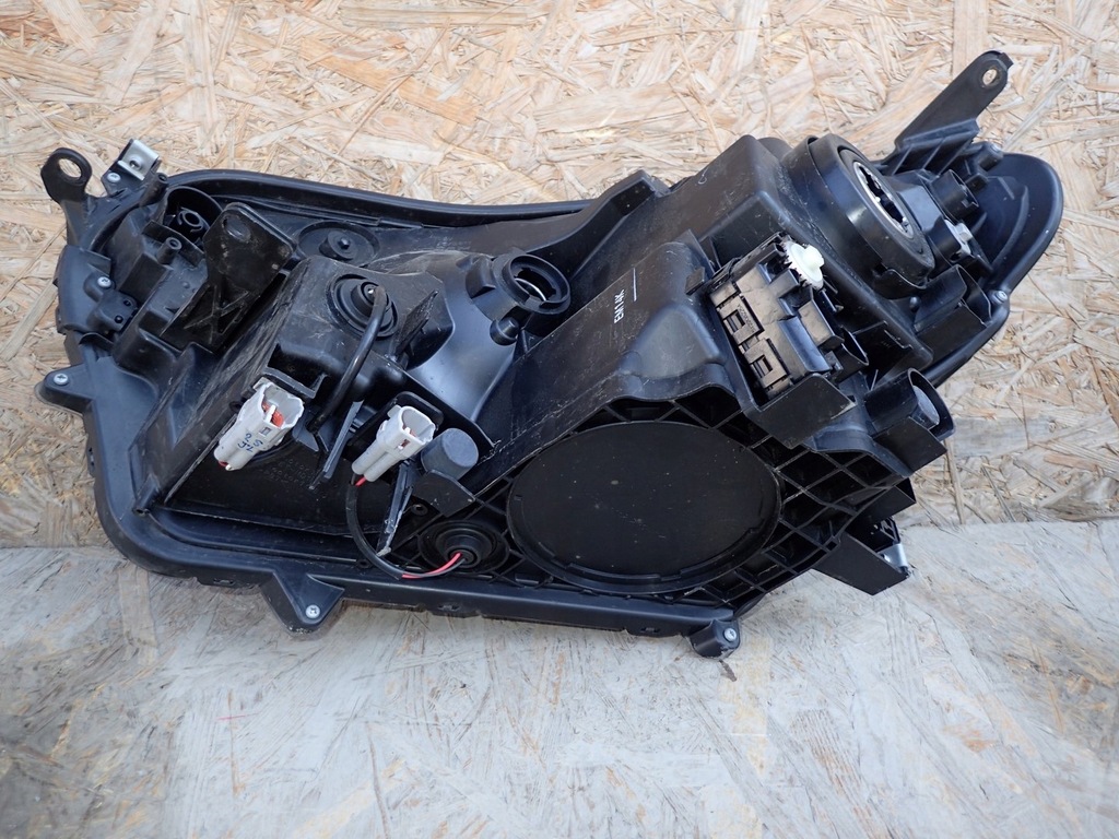 фото №4, Фара лампа права toyota rav4 iv lift led