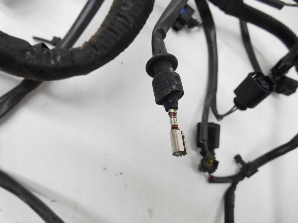 фото №13, Електропроводка двигуна 8k2971072ck a4 b8 a5 8t q5 8r 3.0tdi ccw 2010r. автоматична коробка передач