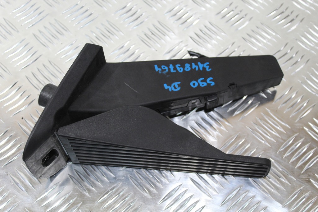 фото №1, Педаль газу volvo s90 31489764