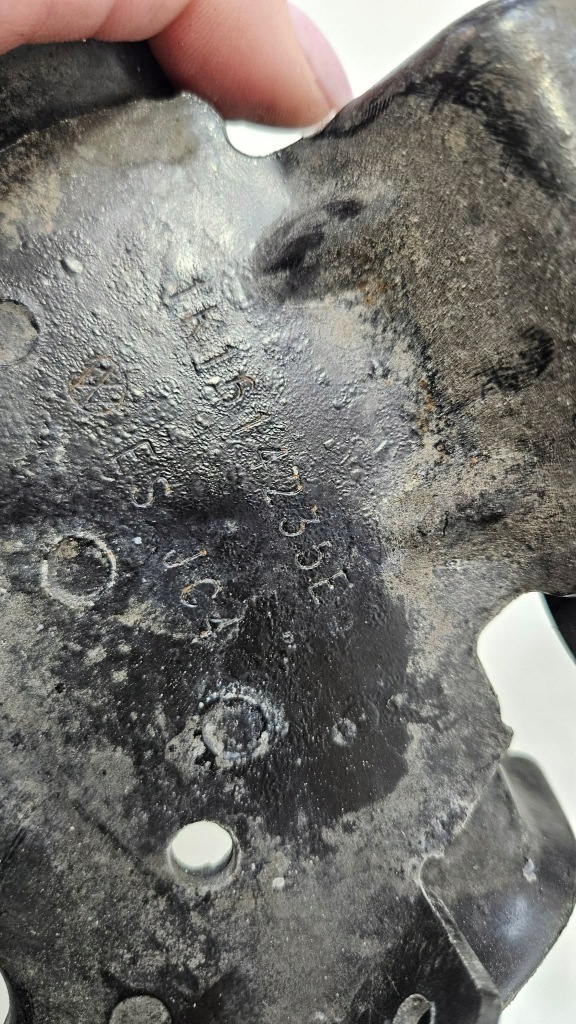 Кронштейн тримач  насоса abs volkswagen golf v vi plus 1k1614235e Київ