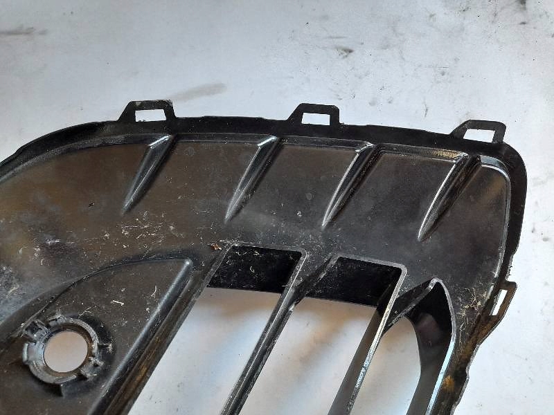 фото №9, Решітка радіатора решітка права vw golf 8 viii 19- typ r vw