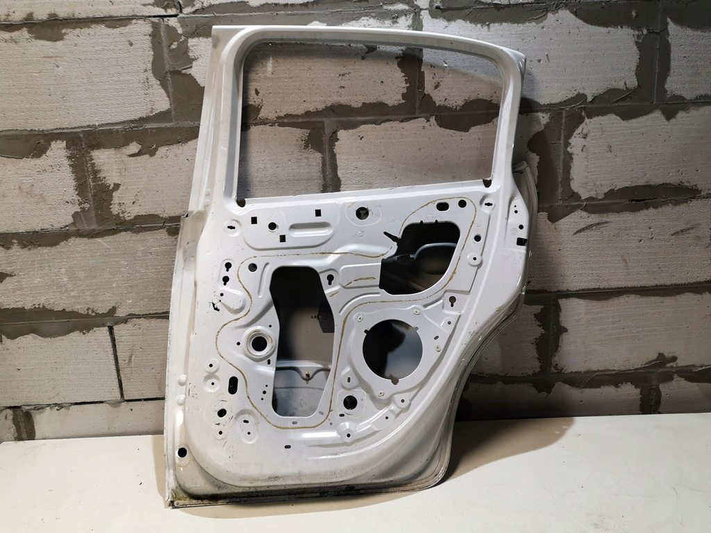 фото №6, Дверь правый задняя citroen c3 iii 16-19