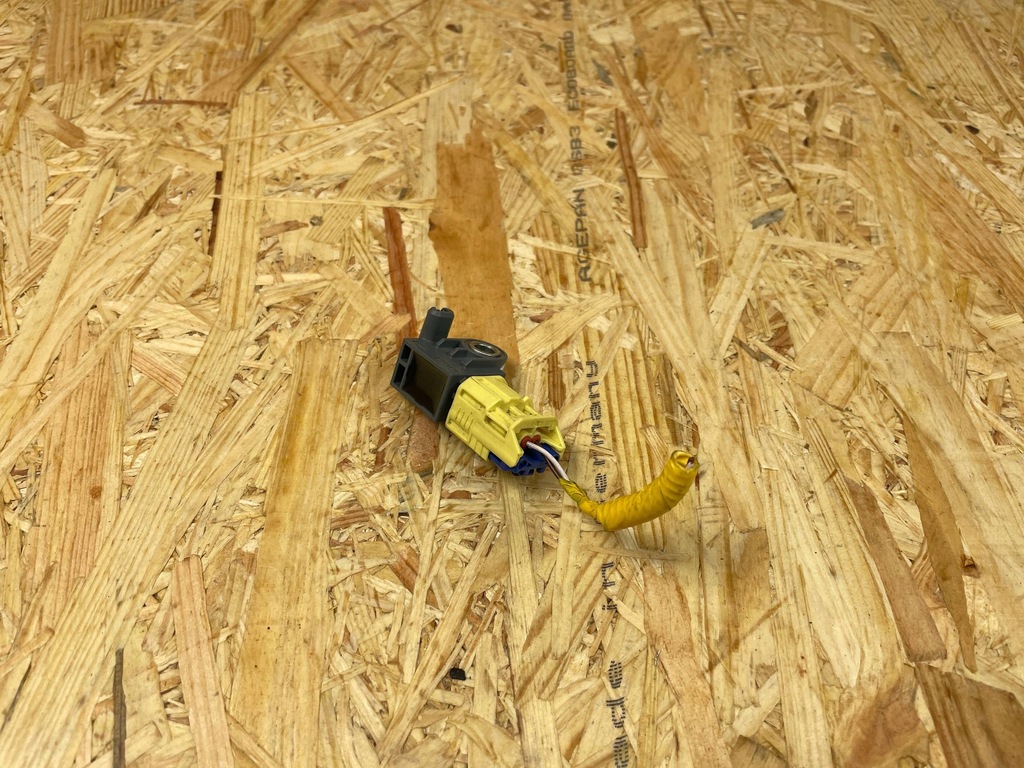 фото №8, Датчик удара ударный штекер hyundai tucson iii 95920-b4000