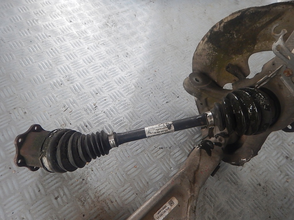 фото №1, Porsche panamera gts 970 ліва привідний вал перед