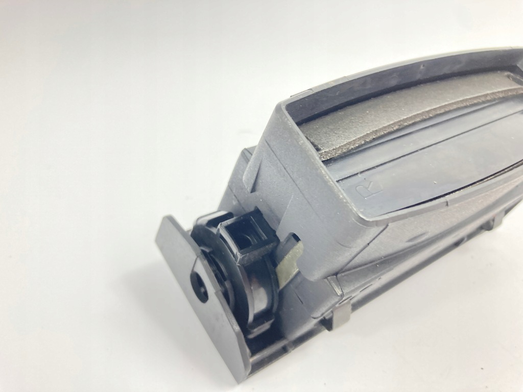 фото №13, Решітка обдув повітропровід права пасажира w панель консоль mercedes w124 124