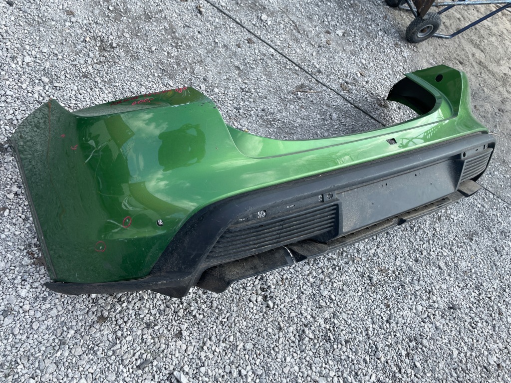 фото №1, Porsche taycan 9j бампер задняя задняя задний 9j0807421e