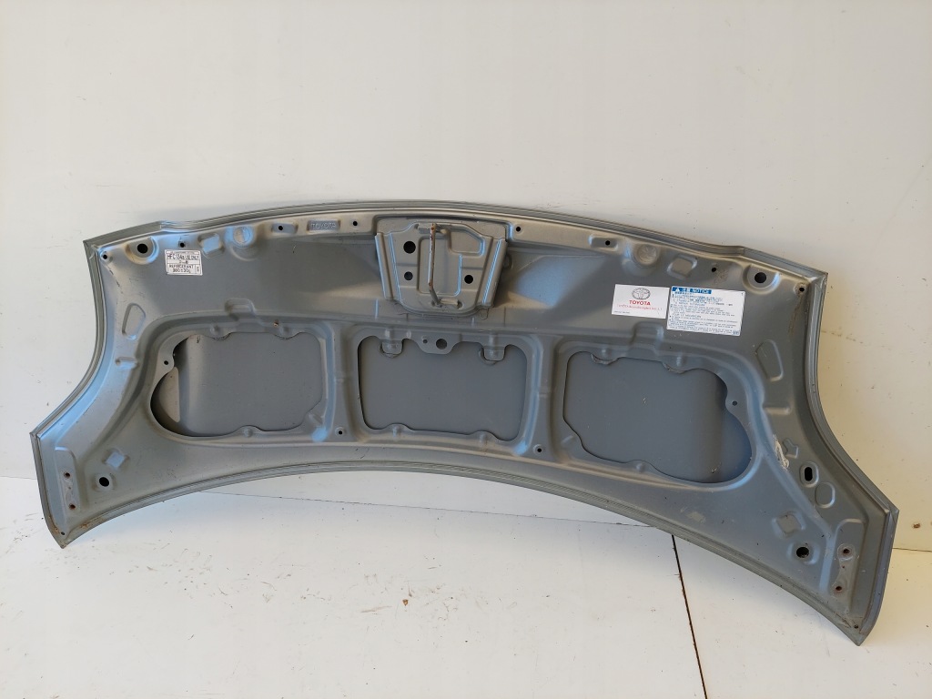 фото №3, Toyota yaris 2 капот кришка двигуна