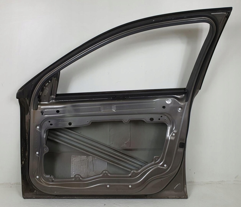 фото №6, Дверь правый перед 472 volvo xc70 ii
