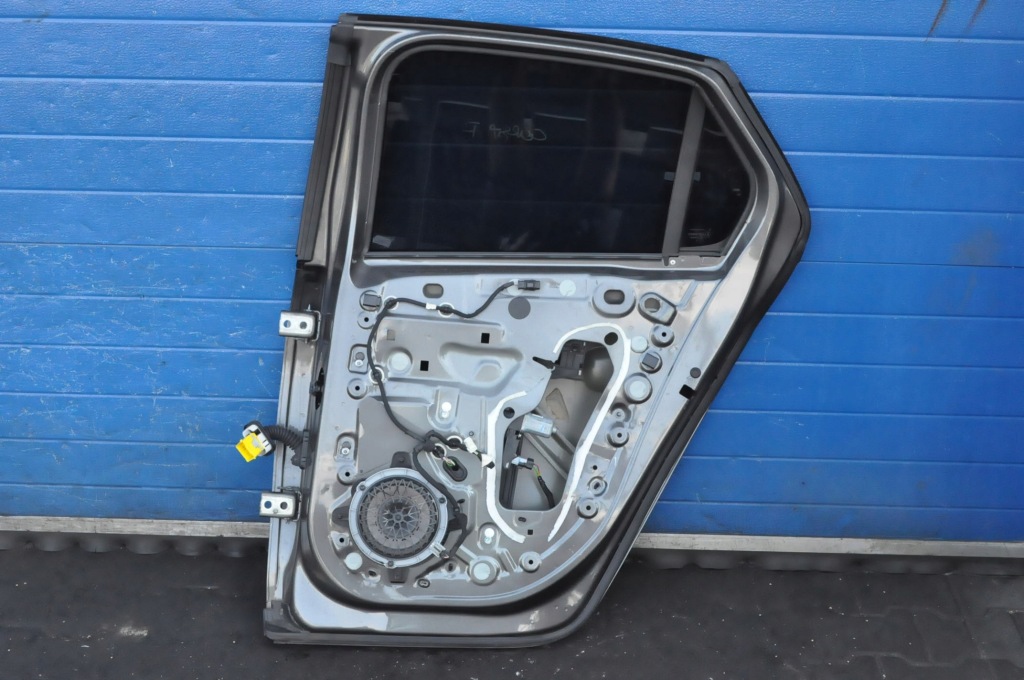 фото №6, Opel corsa f дверь правый задняя задние hb 5d