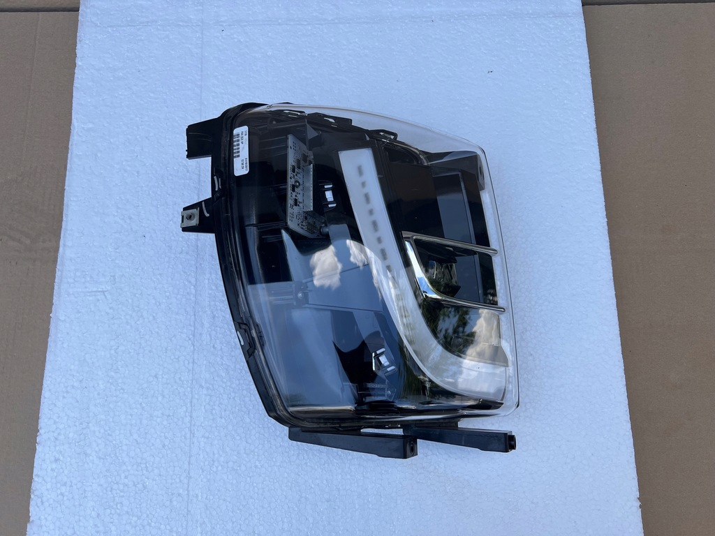 фото №1, Tesla x противотуманная фара led drl правый org