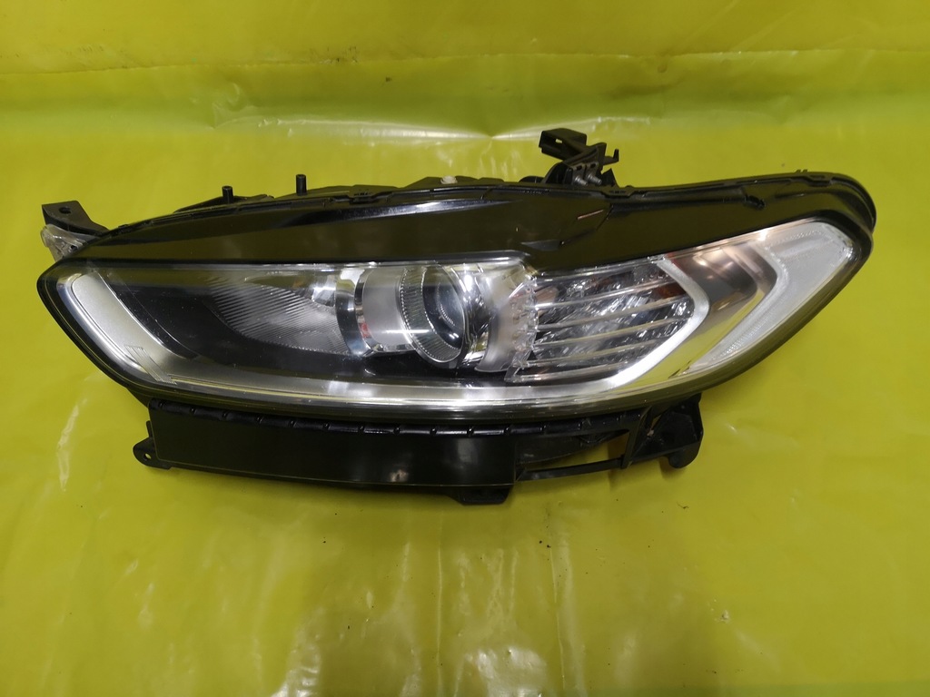 фото №1, Ford mondeo mk5 14- лампа передня ліва комплектна
