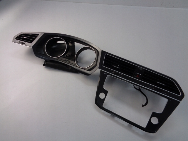 фото №1, Рамка спидометра решётки обдув vw tiguan ii 16-