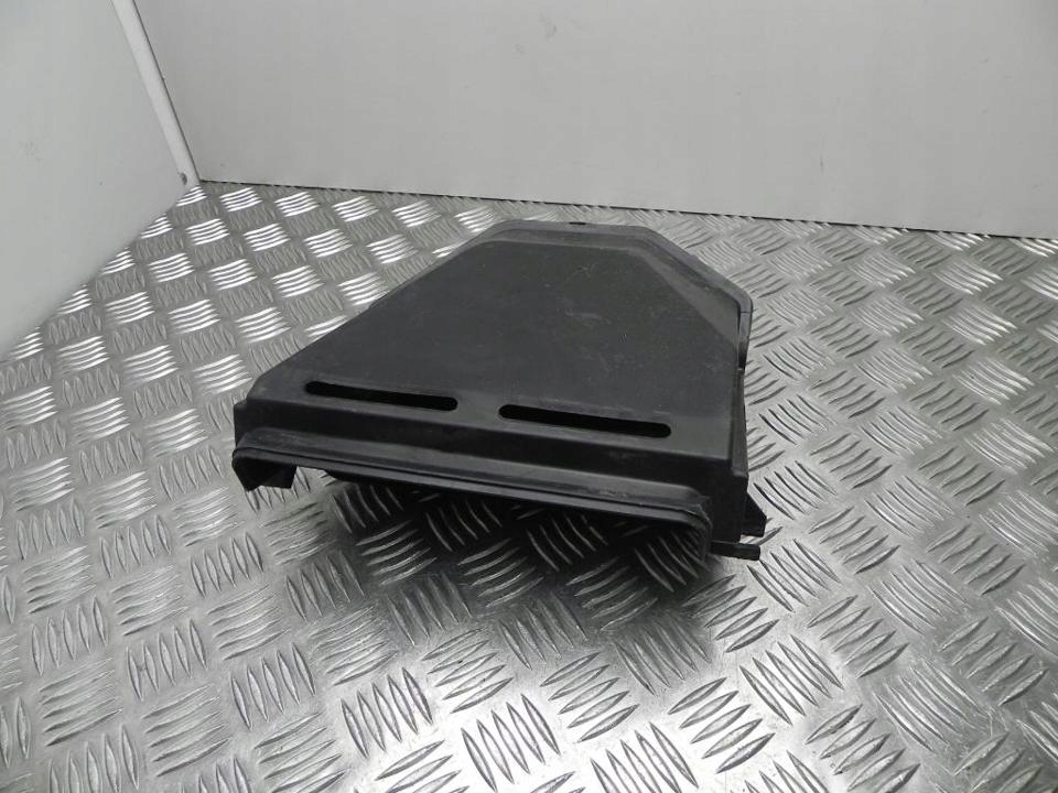 фото №1, Кронштейн салону tesla model s 2015 100638400c