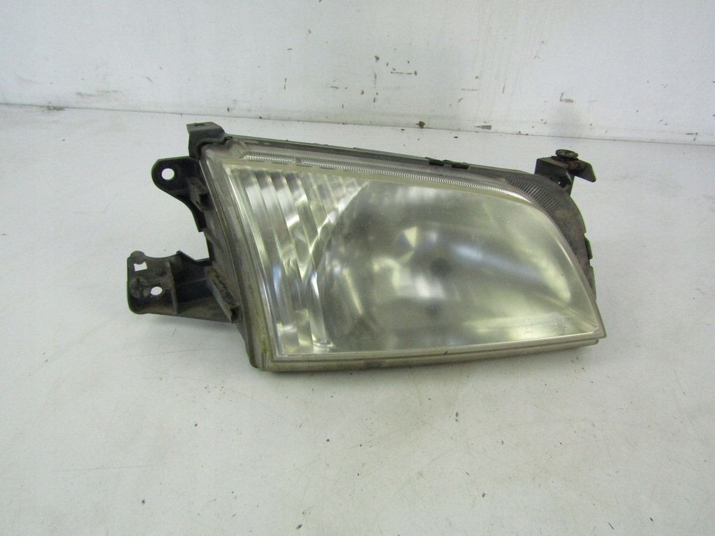 фото №1, Mazda demio dw фара правий 5d