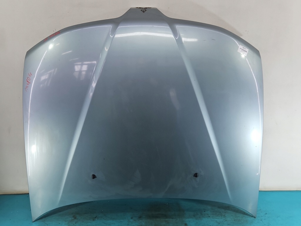 Купить Капот передняя mitsubishi carisma рестайлинг  99-04 серебристый