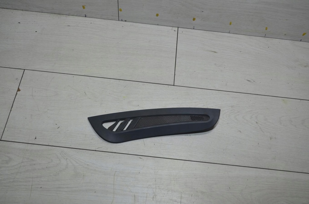 фото №1, Решітка права панелі smart roadster coupe 452